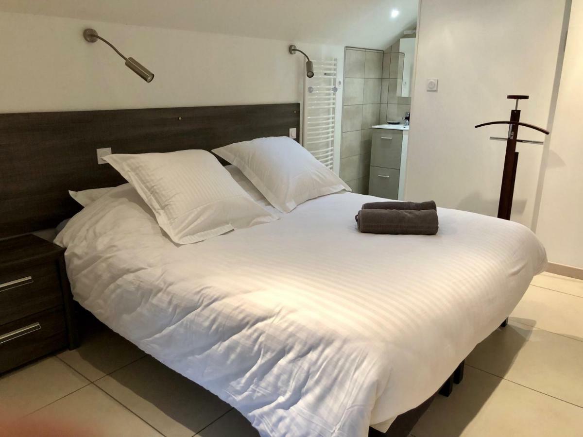 La Colombine Apartment Sainte-Colombe  Luaran gambar